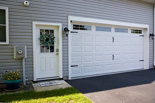 24/7 Emergency Garage Door Panel Replacement experts in Palmyra, NJ